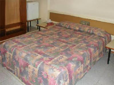 Plaza Hotel 3*